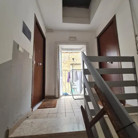 Contex House Naples